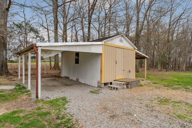 479 Old Bildad Rd, Smithville, TN 37166