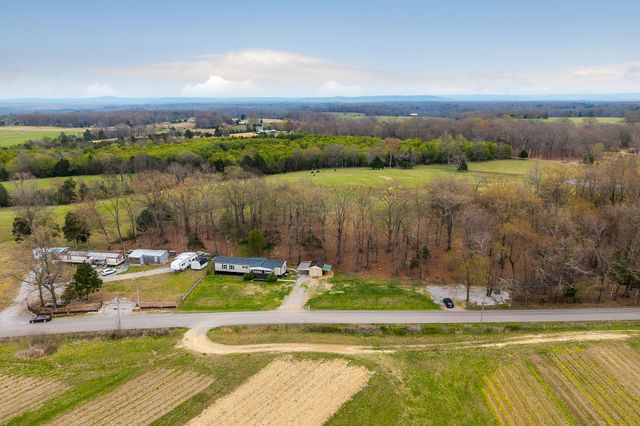 479 Old Bildad Rd, Smithville, TN 37166