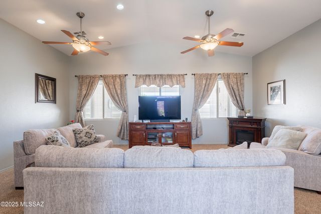 6952 W Tacna Drive, Tucson, AZ 85743