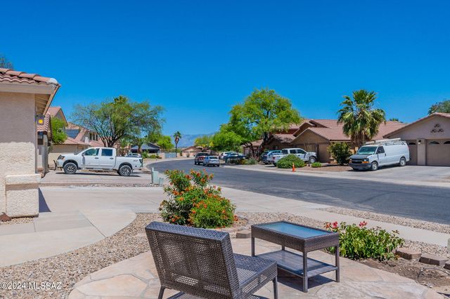 6952 W Tacna Drive, Tucson, AZ 85743