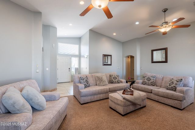 6952 W Tacna Drive, Tucson, AZ 85743