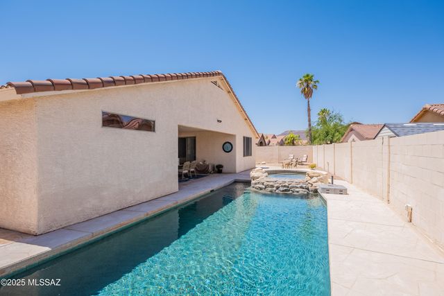 6952 W Tacna Drive, Tucson, AZ 85743