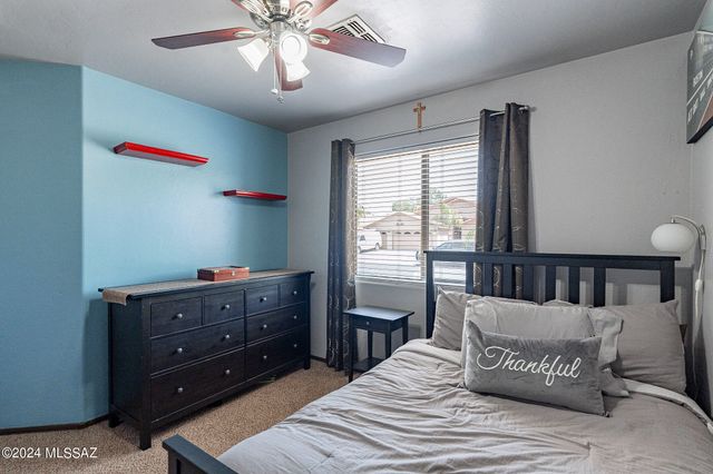 6952 W Tacna Drive, Tucson, AZ 85743