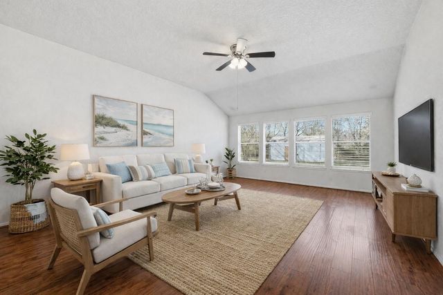 3901 22nd Street N, Texas City, TX 77590