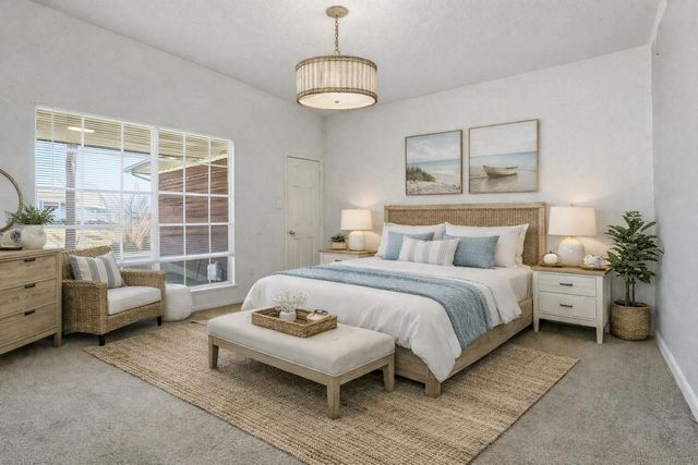 3901 22nd Street N, Texas City, TX 77590