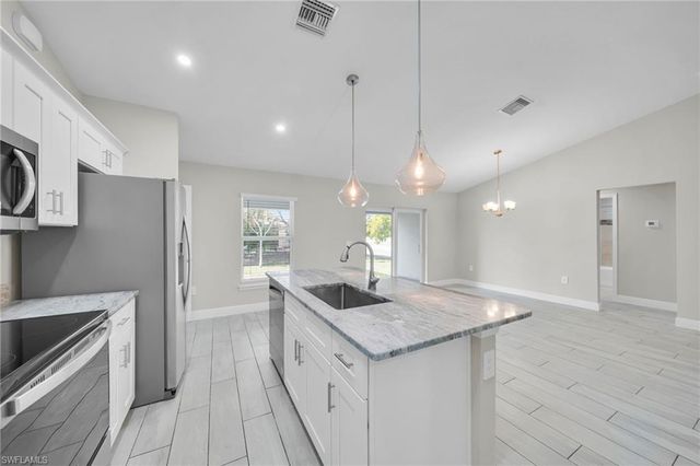 4326 NE 24th PL, Cape Coral, FL 33909