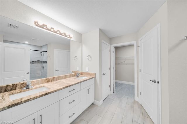 4326 NE 24th PL, Cape Coral, FL 33909