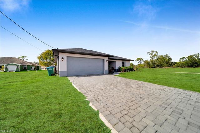 4326 NE 24th PL, Cape Coral, FL 33909