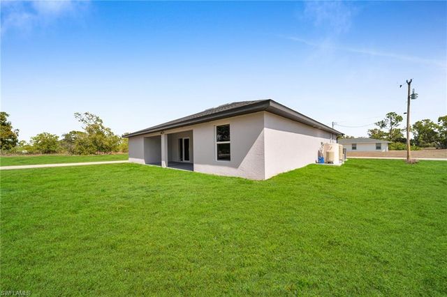 4326 NE 24th PL, Cape Coral, FL 33909