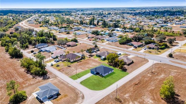 4326 NE 24th PL, Cape Coral, FL 33909