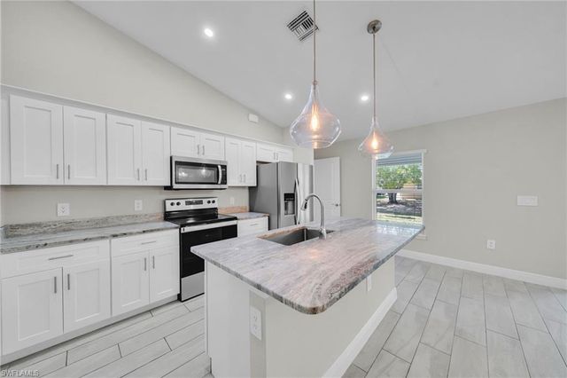 4326 NE 24th PL, Cape Coral, FL 33909