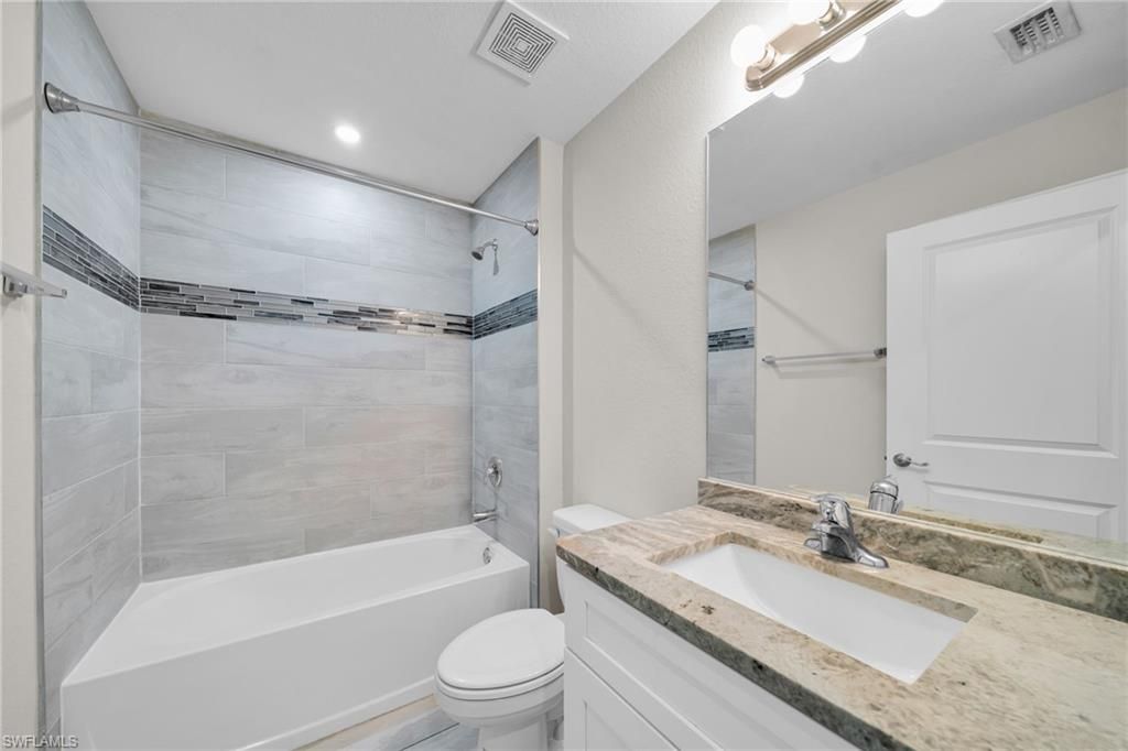 Image 16 of property listing at 4326 NE 24th PL, Cape Coral, FL 33909