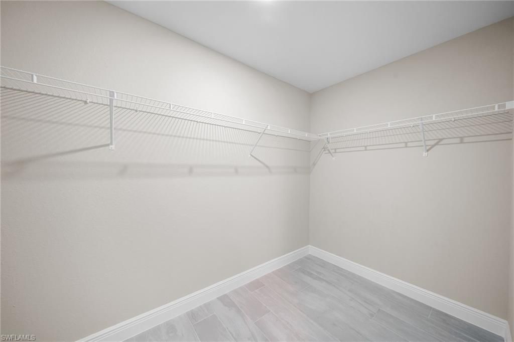 Image 21 of property listing at 4326 NE 24th PL, Cape Coral, FL 33909