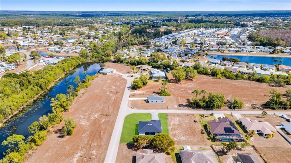 Image 28 of property listing at 4326 NE 24th PL, Cape Coral, FL 33909