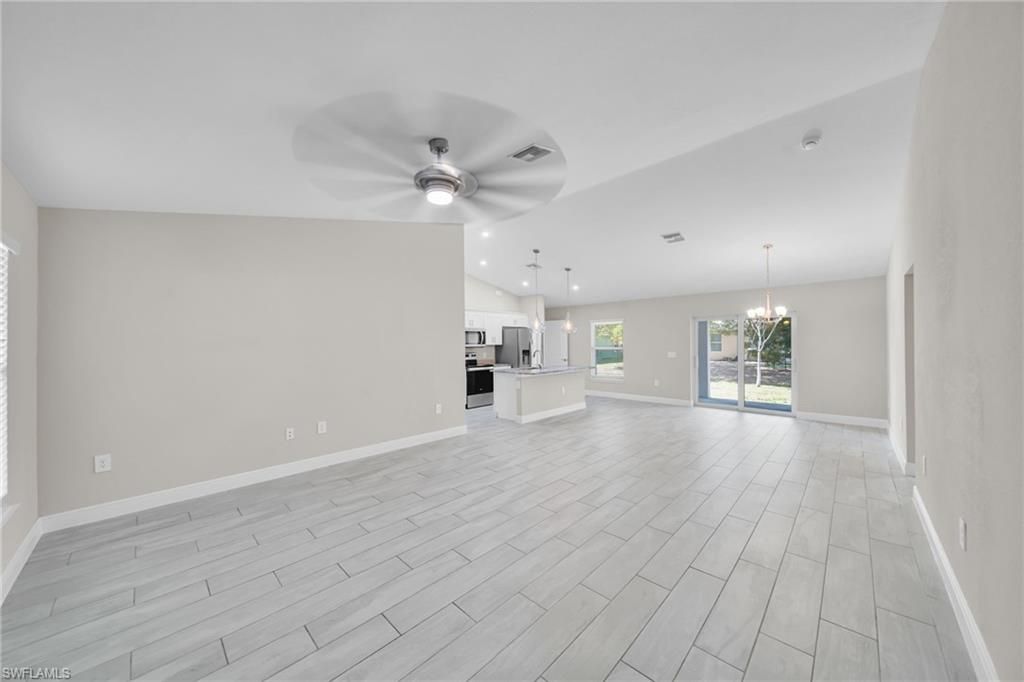 Image 4 of property listing at 4326 NE 24th PL, Cape Coral, FL 33909