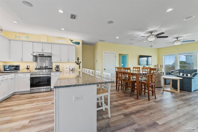 8162 Gulf Blvd, Navarre Beach, FL 32566