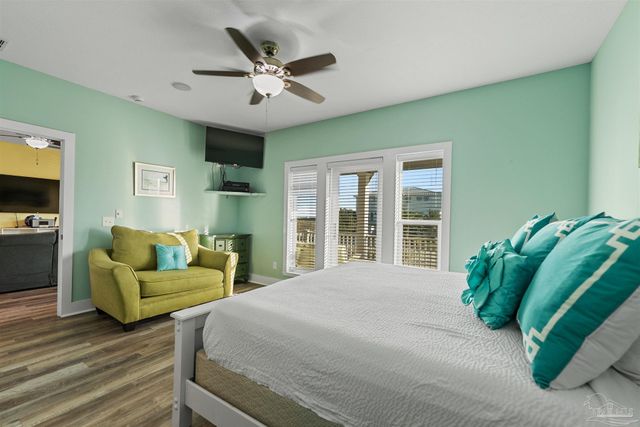 8162 Gulf Blvd, Navarre Beach, FL 32566