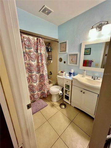 9120 QUEEN ELIZABETH COURT, Orlando, FL 32818