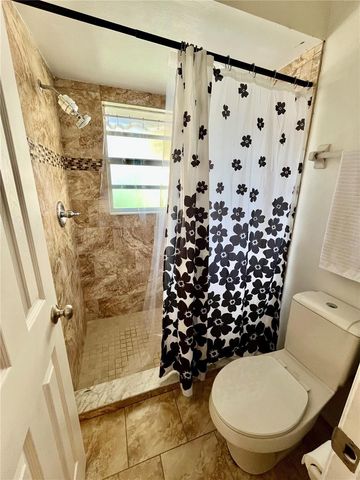 9120 QUEEN ELIZABETH COURT, Orlando, FL 32818