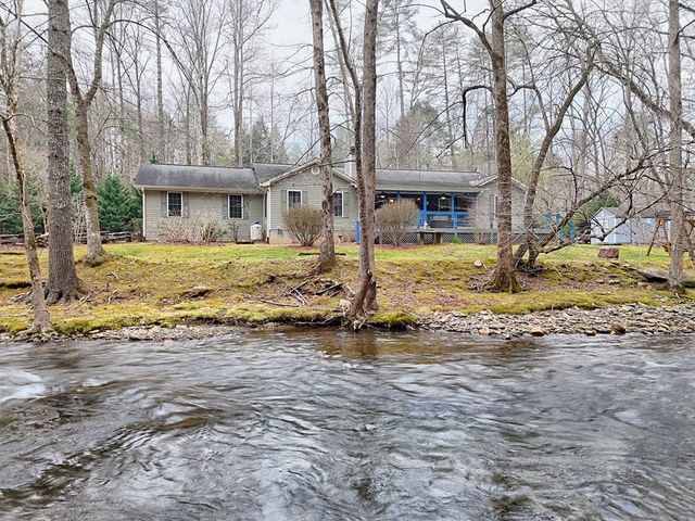 4790 Fires Creek Road, Hayesville, NC 28904