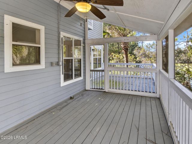 15 Pine Burr Road # 18, Hilton Head Island, SC 29926