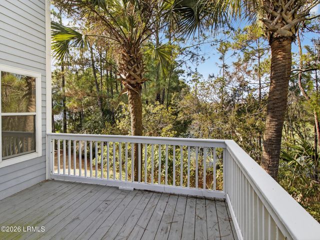 15 Pine Burr Road # 18, Hilton Head Island, SC 29926