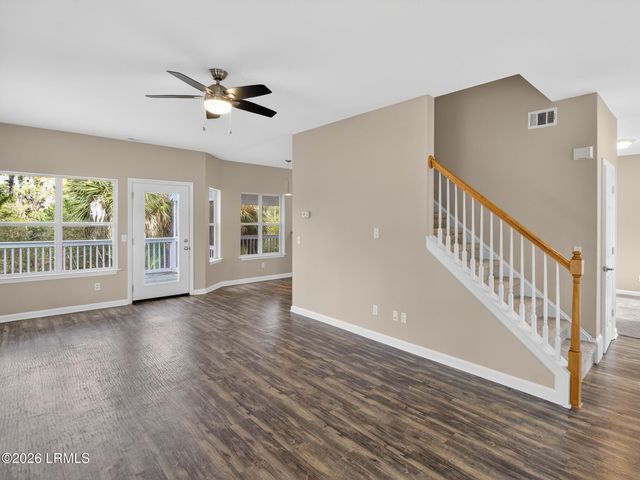 15 Pine Burr Road # 18, Hilton Head Island, SC 29926