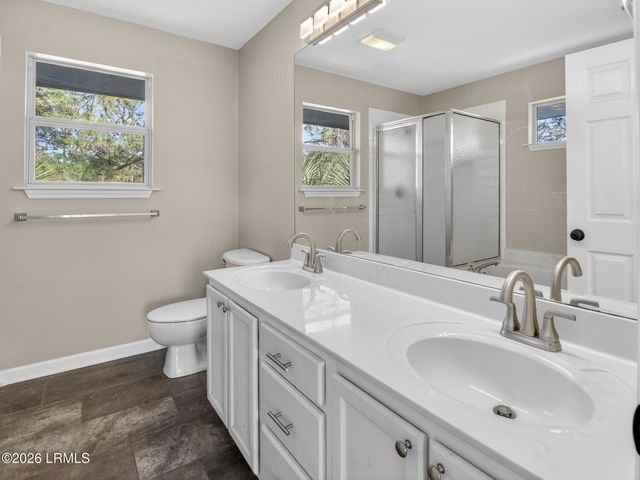 15 Pine Burr Road # 18, Hilton Head Island, SC 29926