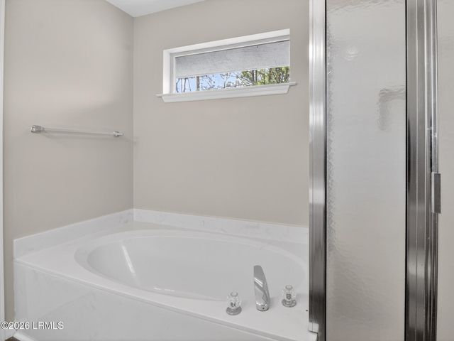 15 Pine Burr Road # 18, Hilton Head Island, SC 29926