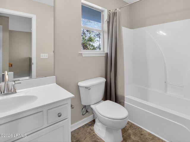 15 Pine Burr Road # 18, Hilton Head Island, SC 29926