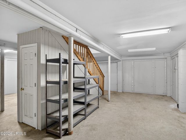 15 Pine Burr Road # 18, Hilton Head Island, SC 29926