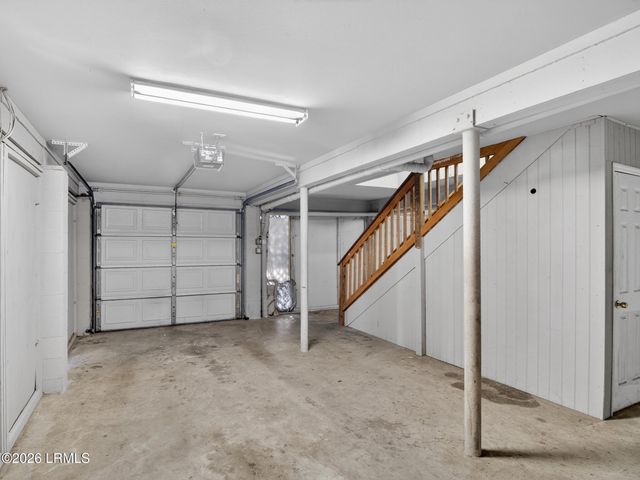 15 Pine Burr Road # 18, Hilton Head Island, SC 29926