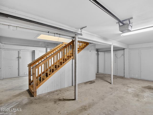 15 Pine Burr Road # 18, Hilton Head Island, SC 29926