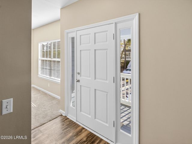 15 Pine Burr Road # 18, Hilton Head Island, SC 29926