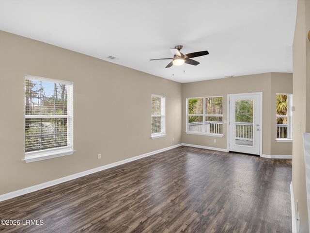 15 Pine Burr Road # 18, Hilton Head Island, SC 29926