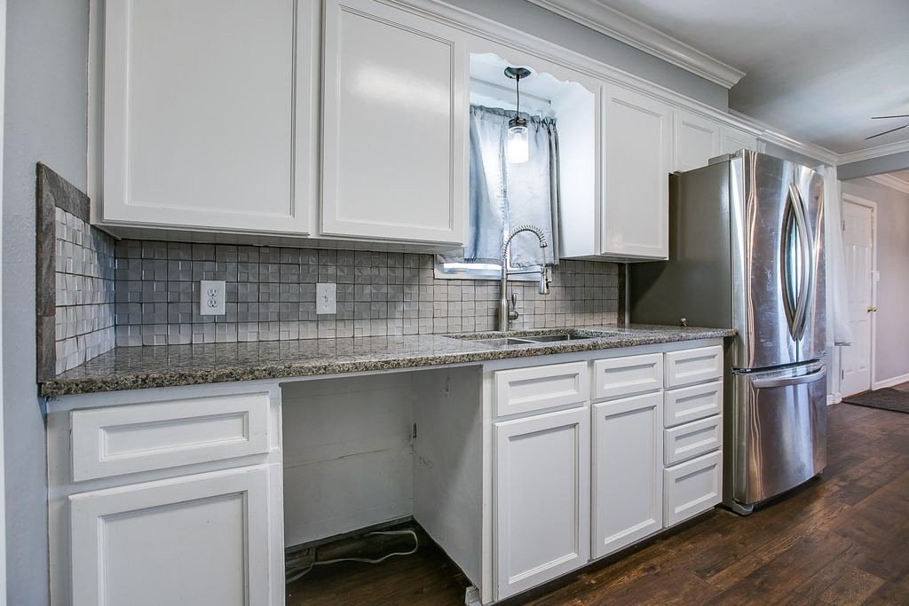 Image 10 of property listing at 7454 Canna Street, San Angelo, TX 76901