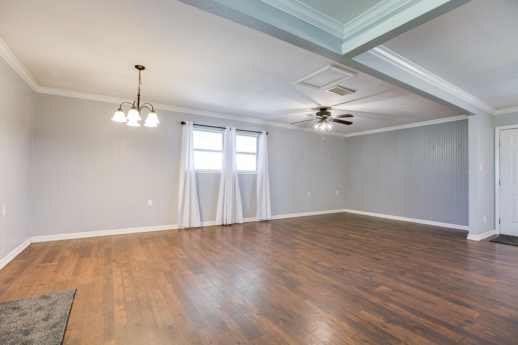 Image 7 of property listing at 7454 Canna Street, San Angelo, TX 76901