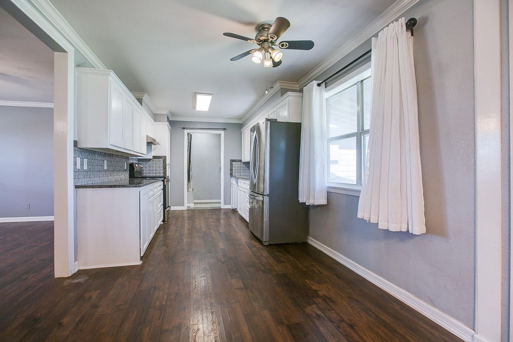 Image 8 of property listing at 7454 Canna Street, San Angelo, TX 76901