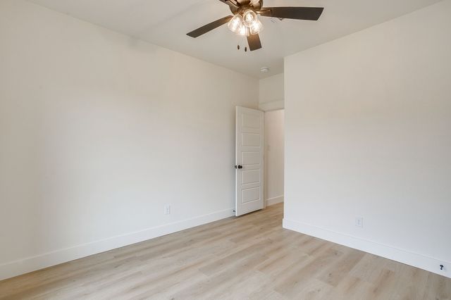 217 Jimmy Lane, Millsap, TX 76066