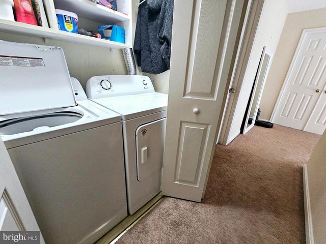 43442 KATLING SQ, Chantilly, VA 20152