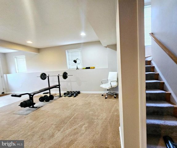 43442 KATLING SQ, Chantilly, VA 20152