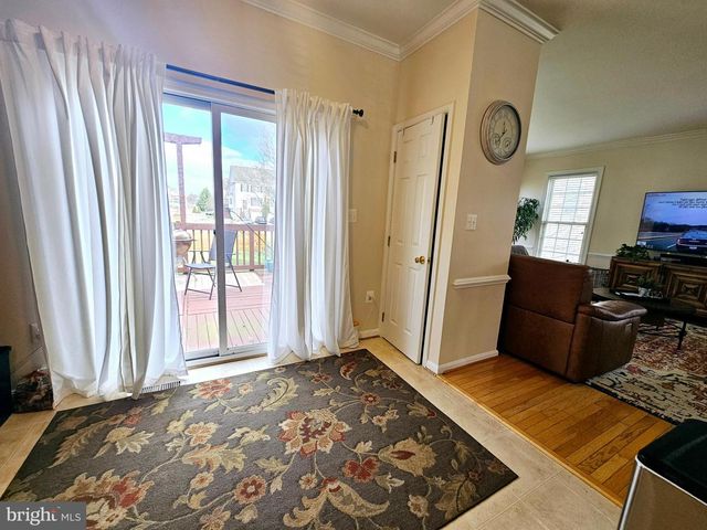 43442 KATLING SQ, Chantilly, VA 20152