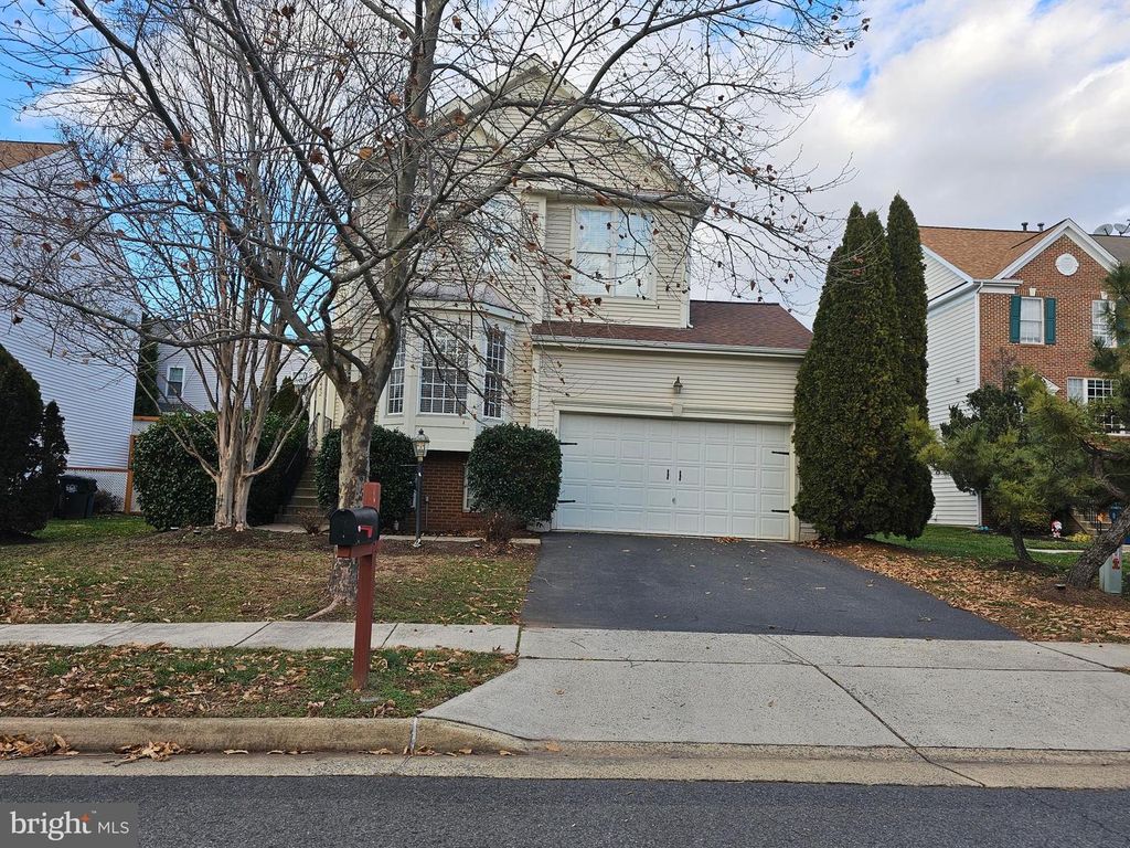 43442 KATLING SQ, Chantilly, VA 20152