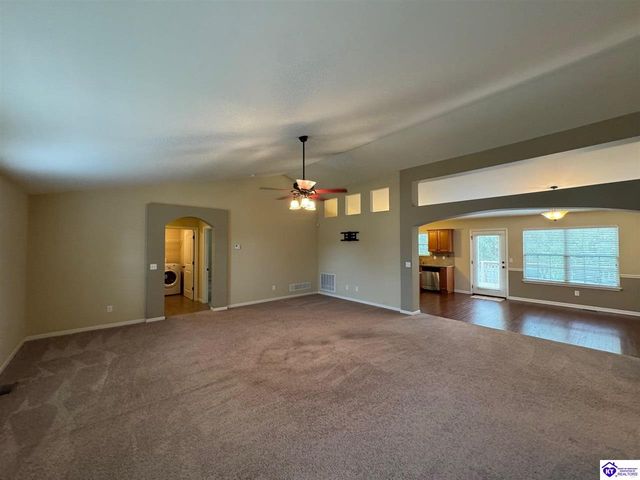116 Vineland Parkway, Vine Grove, KY 40175
