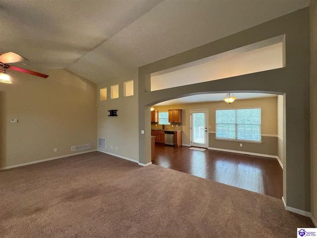 116 Vineland Parkway, Vine Grove, KY 40175