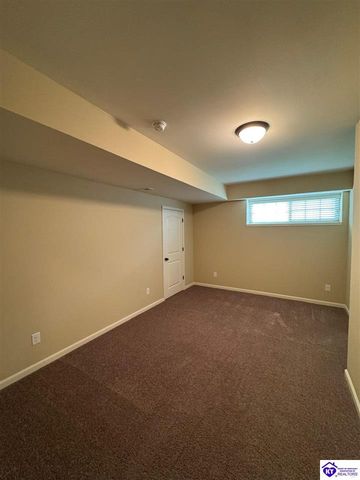 116 Vineland Parkway, Vine Grove, KY 40175