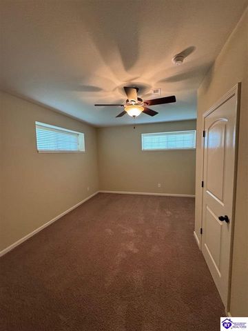 116 Vineland Parkway, Vine Grove, KY 40175