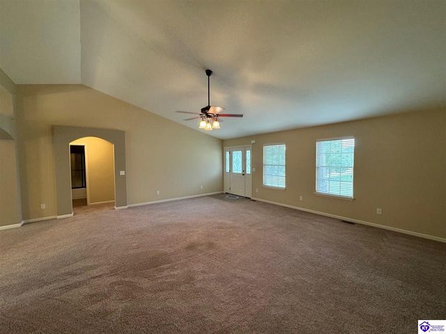 116 Vineland Parkway, Vine Grove, KY 40175