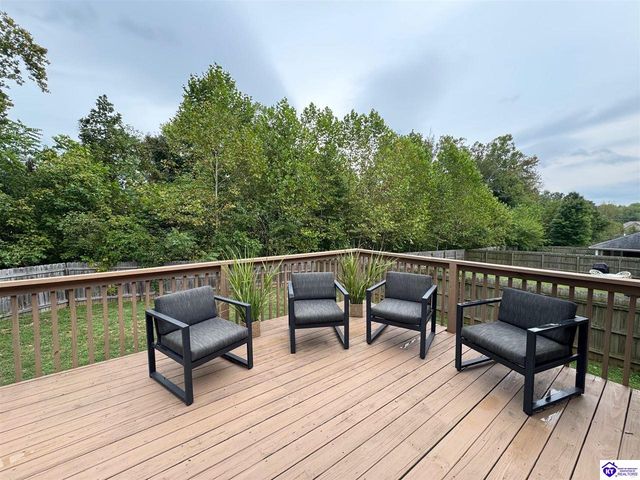 116 Vineland Parkway, Vine Grove, KY 40175