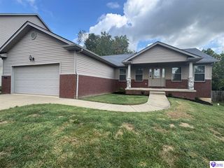 116 Vineland Parkway, Vine Grove, KY 40175